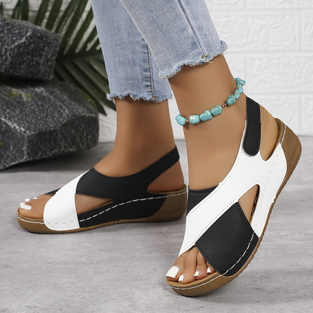 Ainsley | Women&